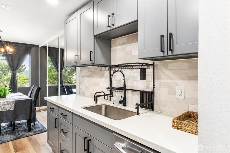 10459 Des Moines Memorial Drive S S301
