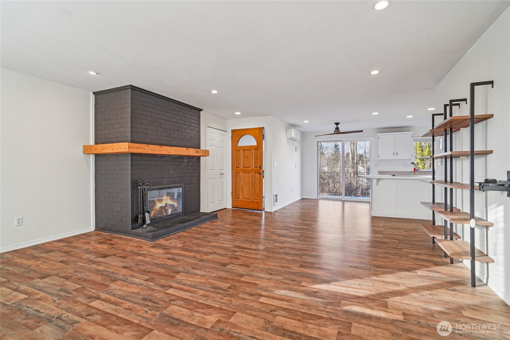 1519 22nd Street NE 1627