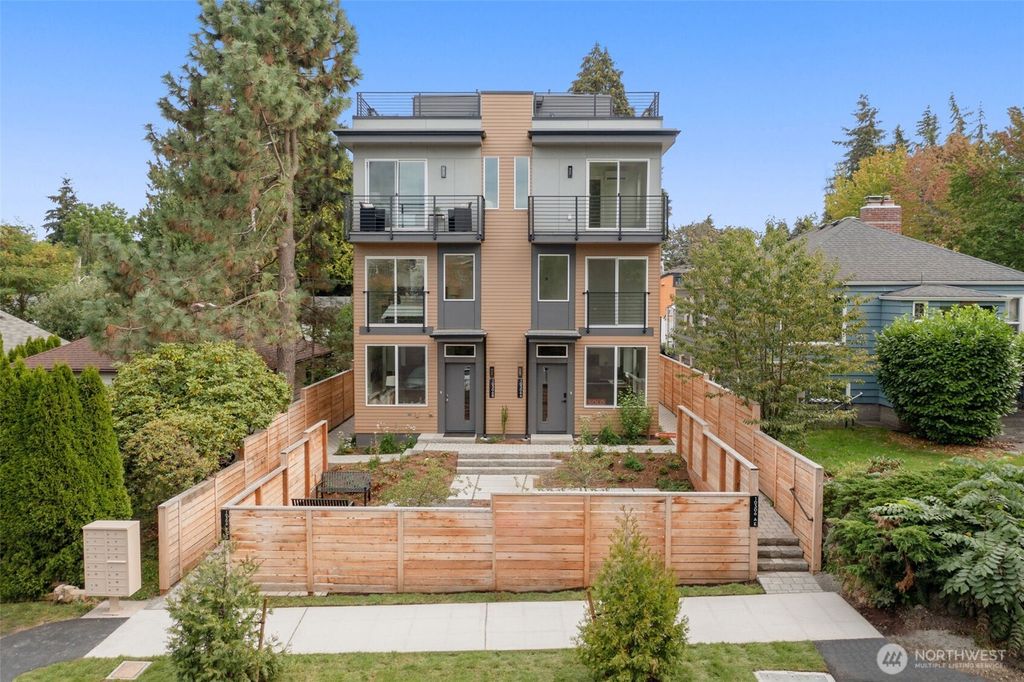 Photo of 10306 D Midvale Avenue N, Seattle, WA 98133 (MLS # 2338302)