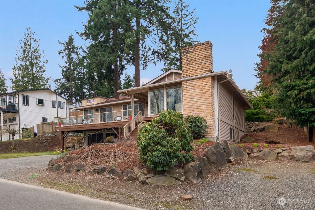 Photo of 23404 74th Avenue W, Edmonds, WA 98026 (MLS # 2207637)
