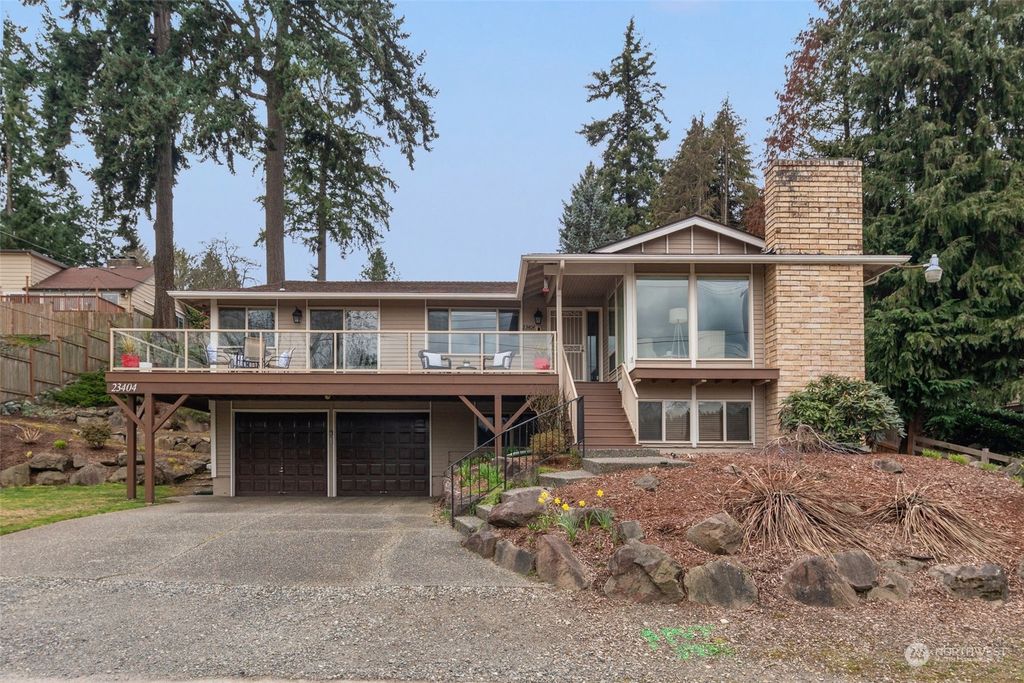 Photo of 23404 74th Avenue W, Edmonds, WA 98026 (MLS # 2207637)