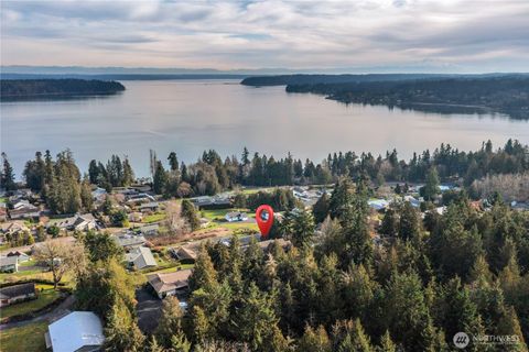 Photo of 7847 SE Monte Bella Place, Port Orchard, WA 98366 (MLS # 2470064)