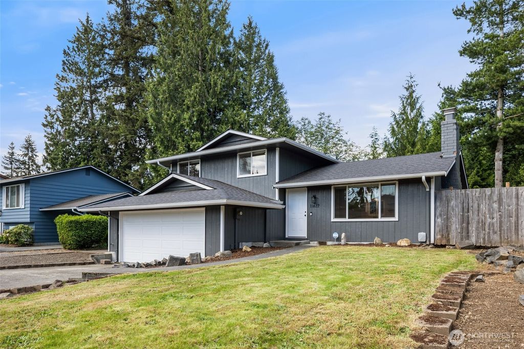 Photo of 11422 31st Avenue SE, Everett, WA 98208 (MLS # 2527837)