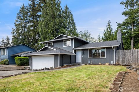 Photo of 11422 31st Avenue SE, Everett, WA 98208 (MLS # 2527837)