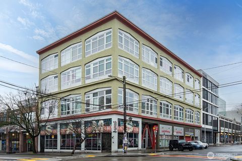Photo of 1505 11th Avenue #204, Seattle, WA 98122 (MLS # 2493937)