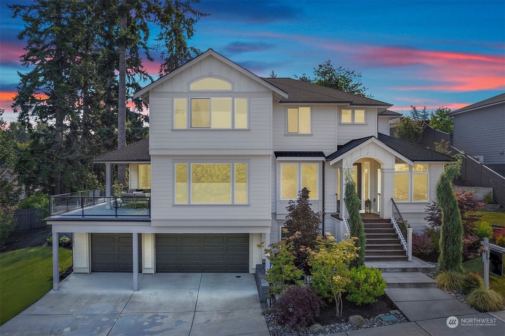 Photo of 23202 12th Place S, Des Moines, WA 98198 (MLS # 2127466)