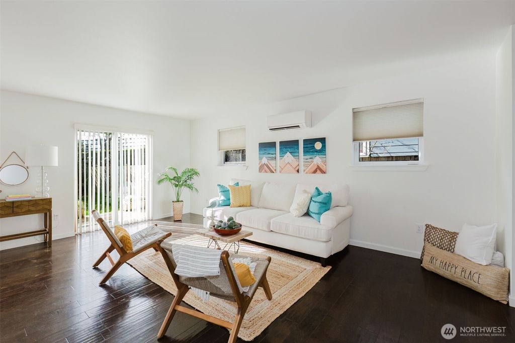 Photo of 1025 12th Street, Bremerton, WA 98337 (MLS # 2464459)