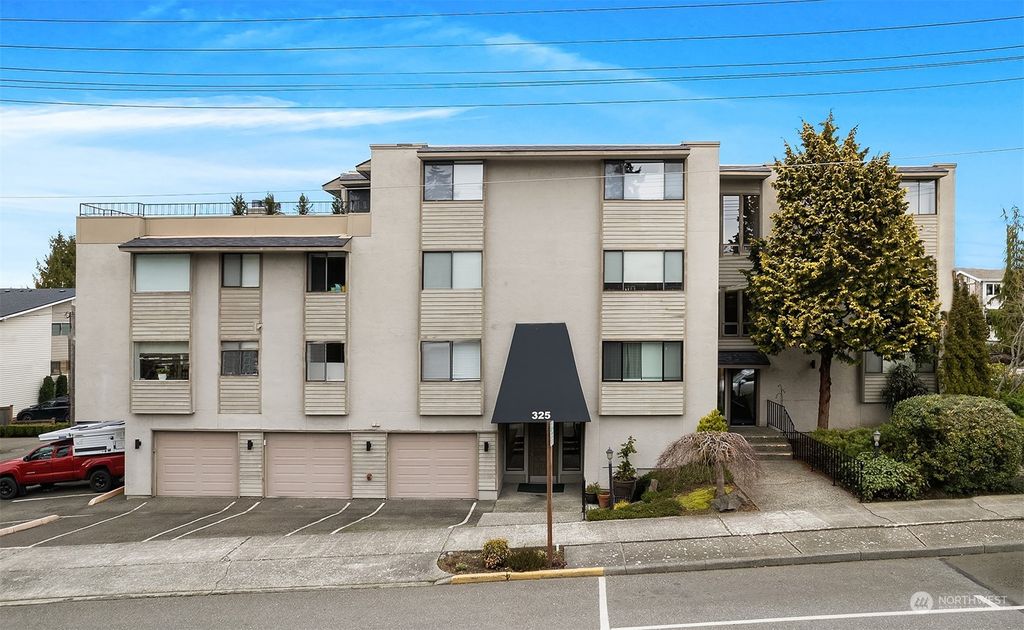 Photo of 325 Walnut Street #202, Edmonds, WA 98020 (MLS # 2038958)