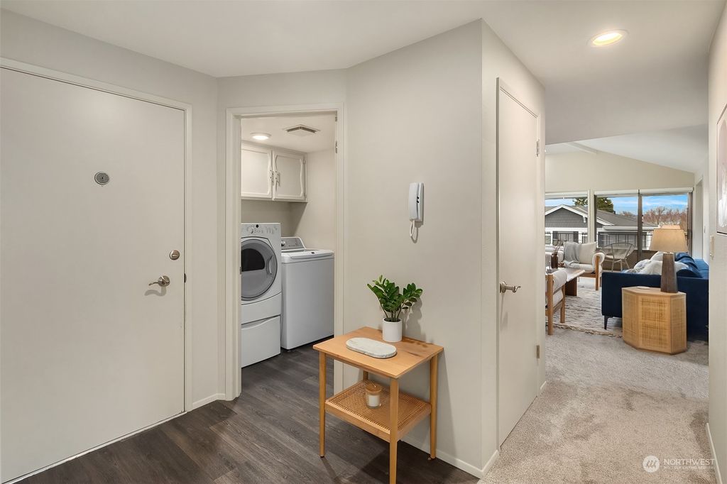 Photo of 325 Walnut Street #202, Edmonds, WA 98020 (MLS # 2038958)