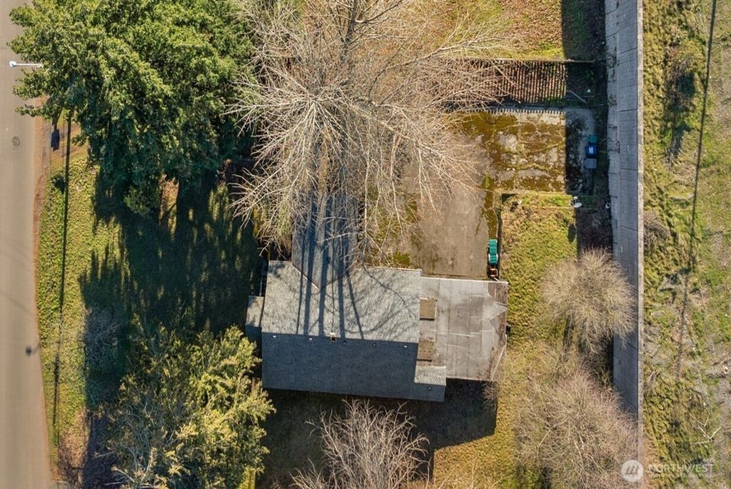 Photo of 9515 Slater Avenue NE, Kirkland, WA 98033 (MLS # 2470888)