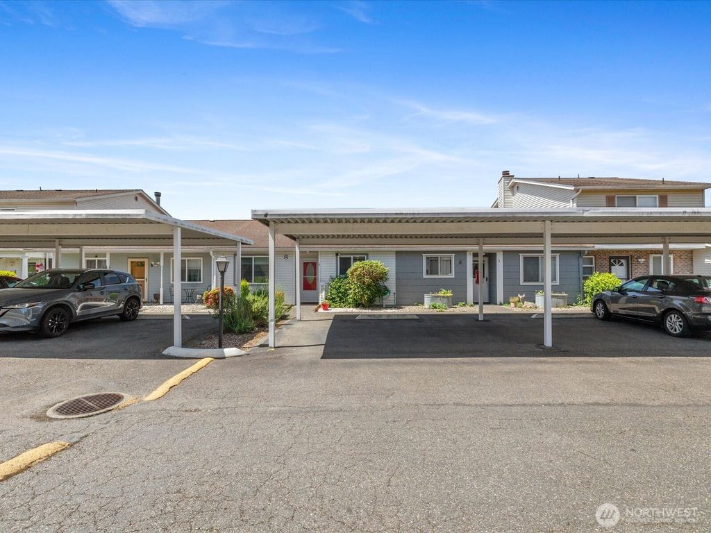 Photo of 4214 84th Street NE #4, Marysville, WA 98270 (MLS # 2395481)