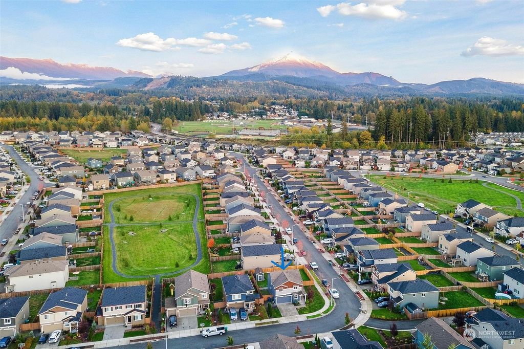 Photo of 10307 Skyline Avenue, Granite Falls, WA 98252 (MLS # 2173999)