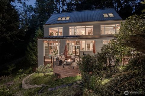 Photo of 7236 Holly Hill Drive, Mercer Island, WA 98040 (MLS # 2408084)