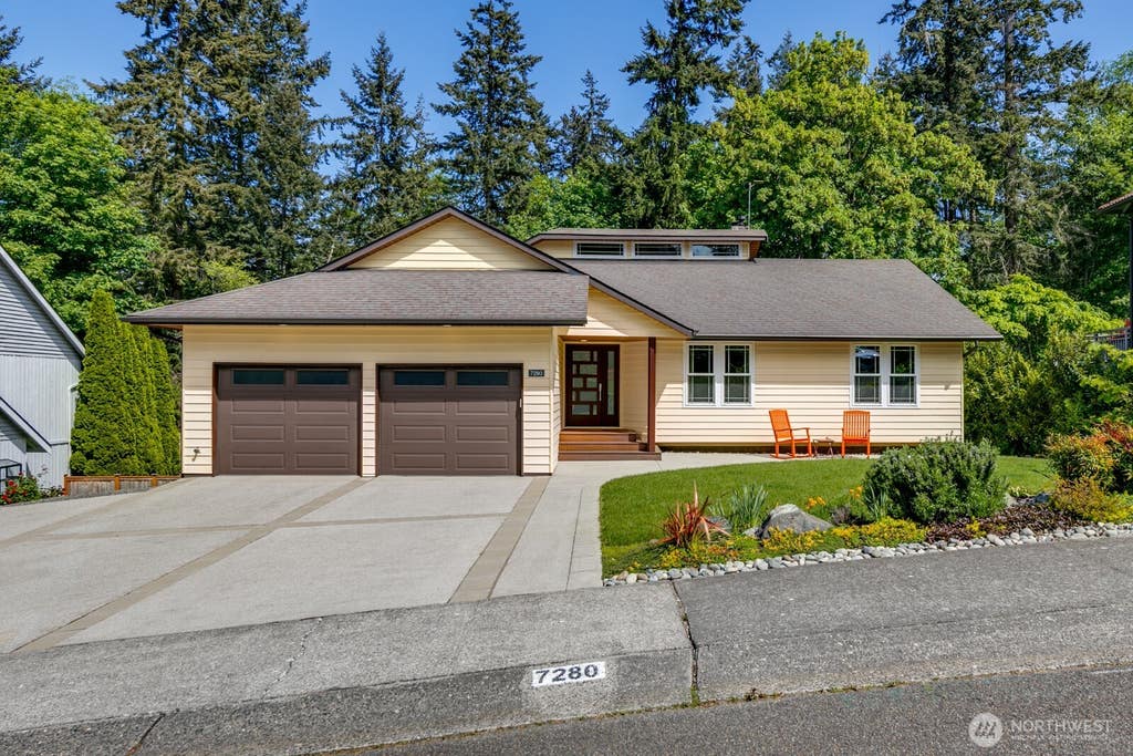 Photo of 7280 44th Place W, Mukilteo, WA 98275 (MLS # 2540993)