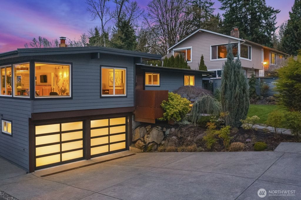 Photo of 3515 NE 156th Street, Lake Forest Park, WA 98155 (MLS # 2369458)