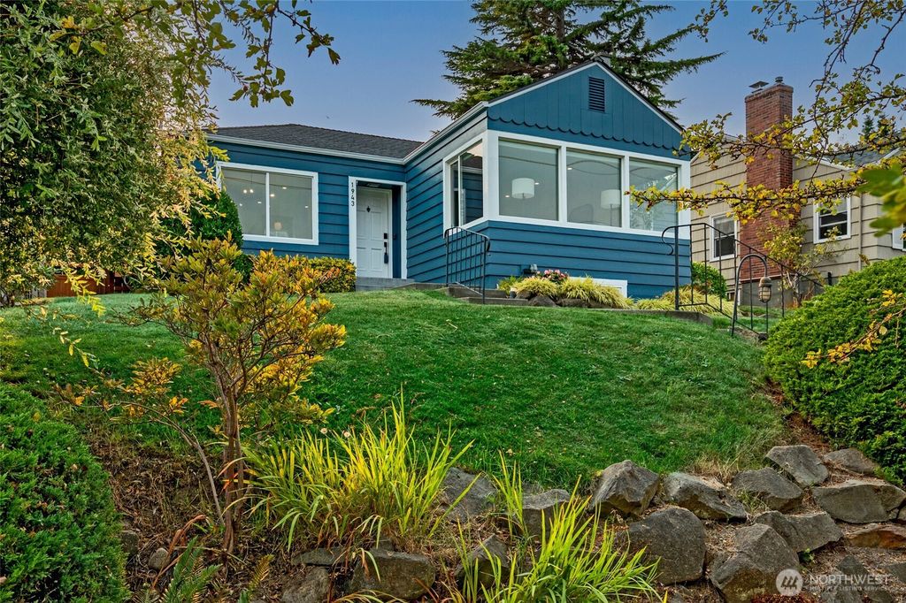Photo of 1943 34th Avenue W, Seattle, WA 98199 (MLS # 2426952)