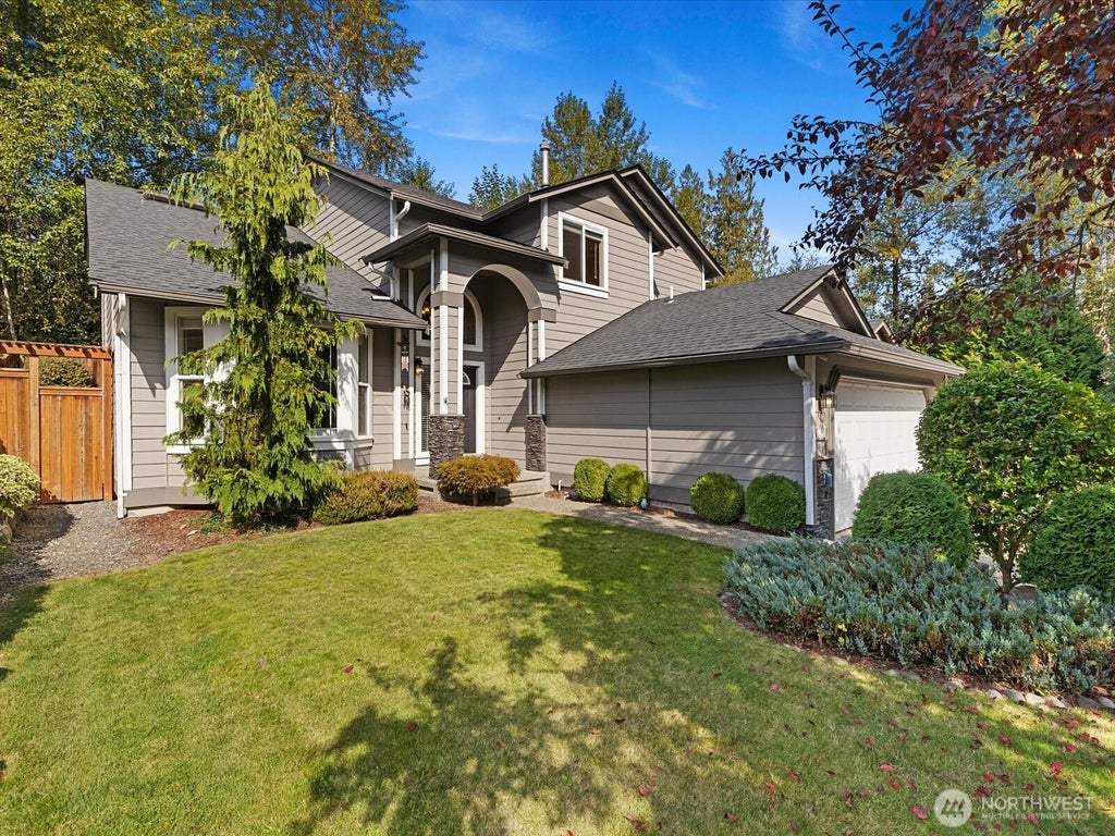 Photo of 12421 30th Place NE, Lake Stevens, WA 98258 (MLS # 2576518)