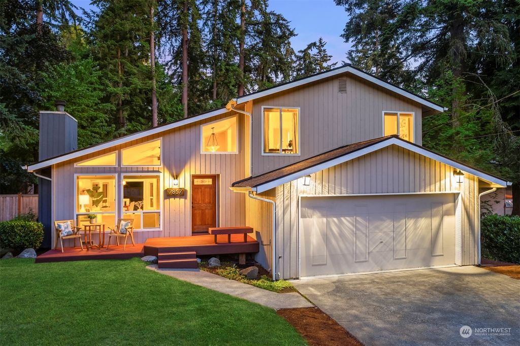 Photo of 7857 NE 140th Place, Kirkland, WA 98034 (MLS # 2262419)