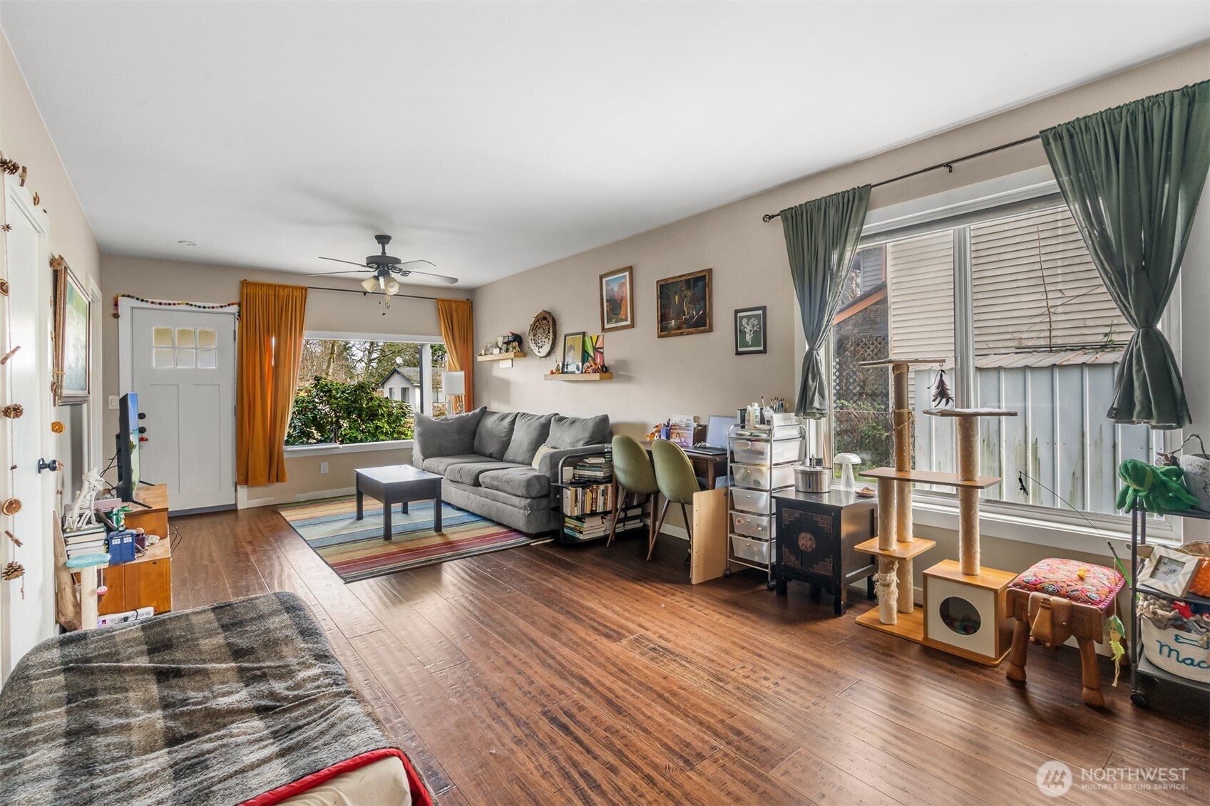 2511 Prospect Avenue NE 13