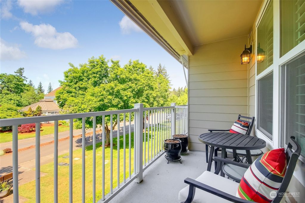 Photo of 4152 Providence Point Drive SE #106, Issaquah, WA 98029 (MLS # 2236740)