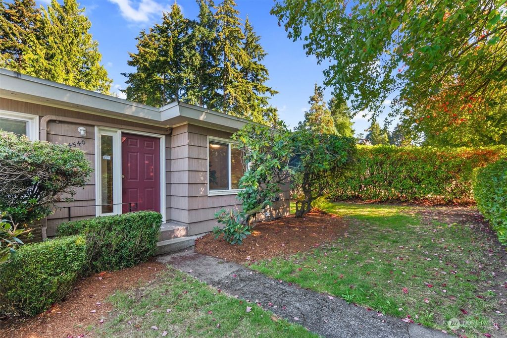 Photo of 14540 Meridian Avenue N, Shoreline, WA 98133 (MLS # 2284540)