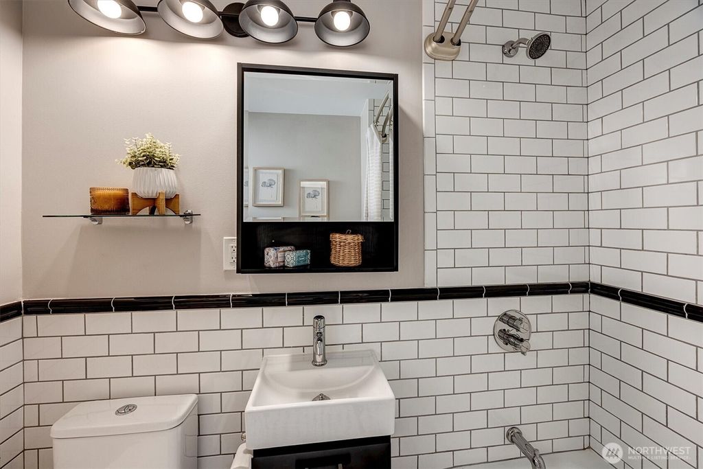 listing image 9360897878499416069
