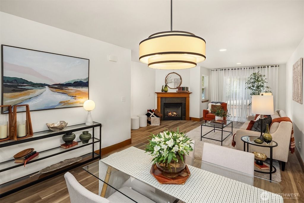Photo of 13726 Midvale Avenue N #B, Seattle, WA 98133 (MLS # 2493134)
