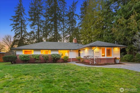 22210 96th Avenue W Edmonds WA 98020