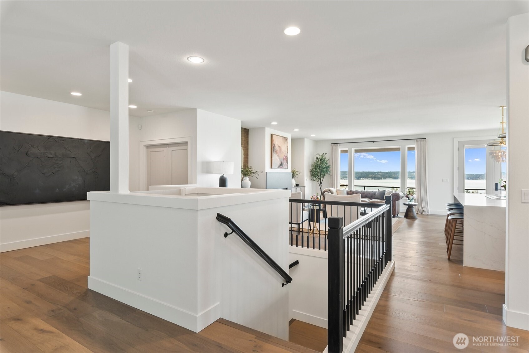 1321 S Sunset Drive