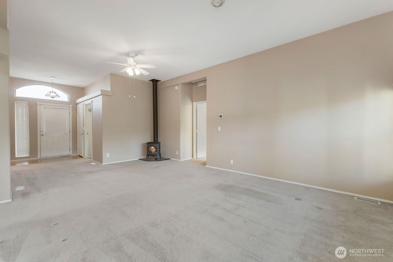 8902 60th Avenue E 79