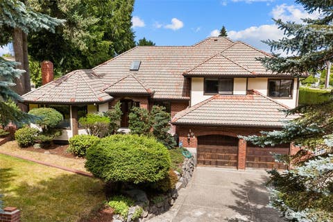 Photo of 102 SW 301st Street, Federal Way, WA 98023 (MLS # 2561556)