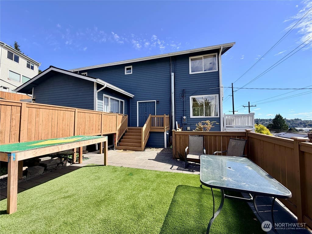 Photo of 5006 3rd Avenue NW, Seattle, WA 98107 (MLS # 2553535)