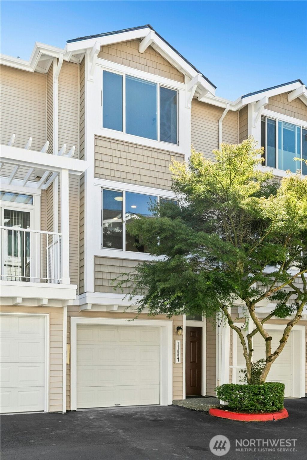 Photo of 11897 NE 163rd Place #20-2, Bothell, WA 98011 (MLS # 2421041)