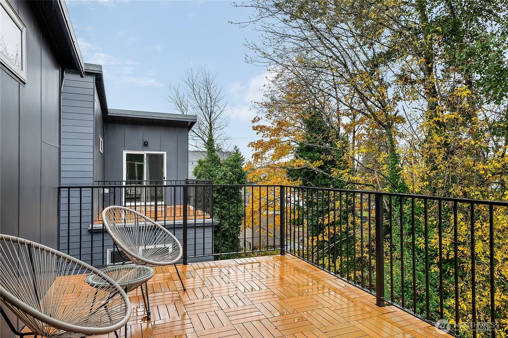 Photo of 11825 59th Avenue S #C, Seattle, WA 98178 (MLS # 2452571)