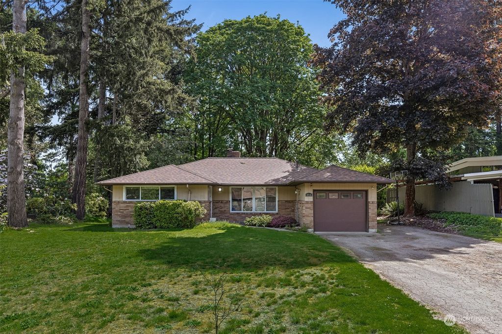 Photo of 4714 119th Avenue SE, Bellevue, WA 98006 (MLS # 2230130)