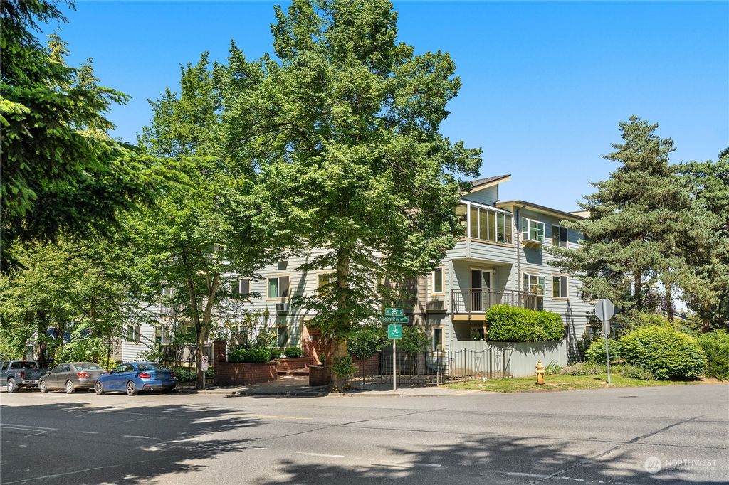 Photo of 9800 Roosevelt Way NE #3, Seattle, WA 98115 (MLS # 2320832)