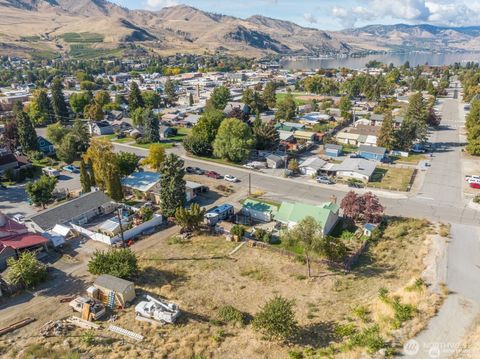 Photo of 0 XXX Nixon Avenue, Chelan, WA 98816 (MLS # 2509544)