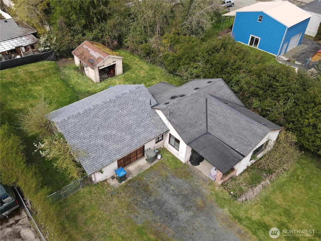 Photo of 2920 S Peabody Street, Port Angeles, WA 98362 (MLS # 2508493)