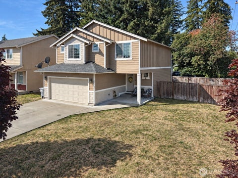 Photo of 20402 11th Avenue Ct E, Spanaway, WA 98387 (MLS # 2580433)