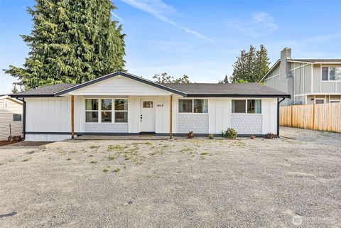 Photo of 1615 S 84th Street, Tacoma, WA 98444 (MLS # 2410289)