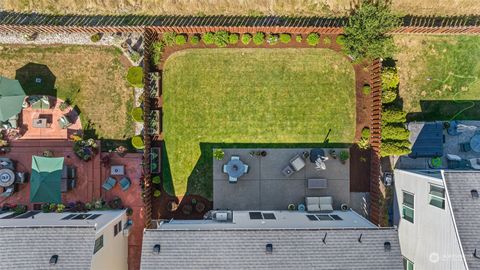 A home in Lake Tapps