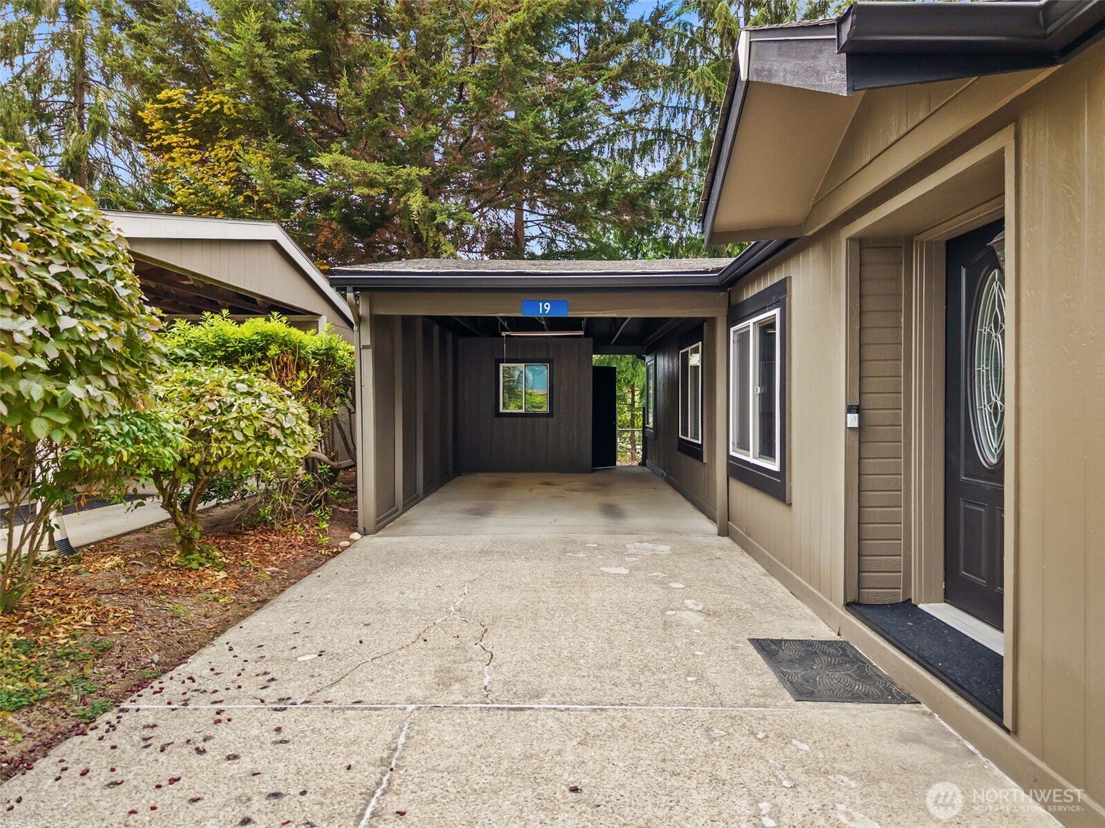 1754 NE Mesford Road # 19