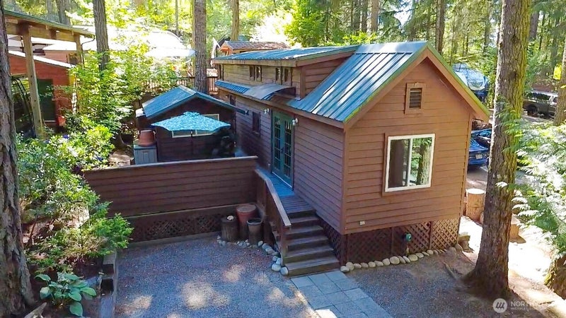 1546 Reservation Road SE 11