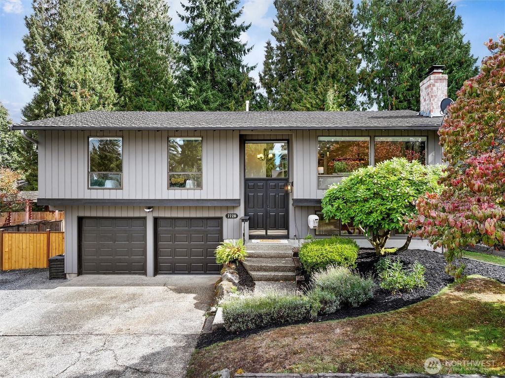 Photo of 7728 131st Avenue NE, Kirkland, WA 98033 (MLS # 2439880)