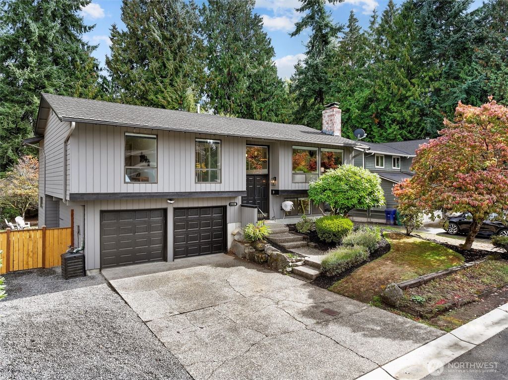 Photo of 7728 131st Avenue NE, Kirkland, WA 98033 (MLS # 2439880)