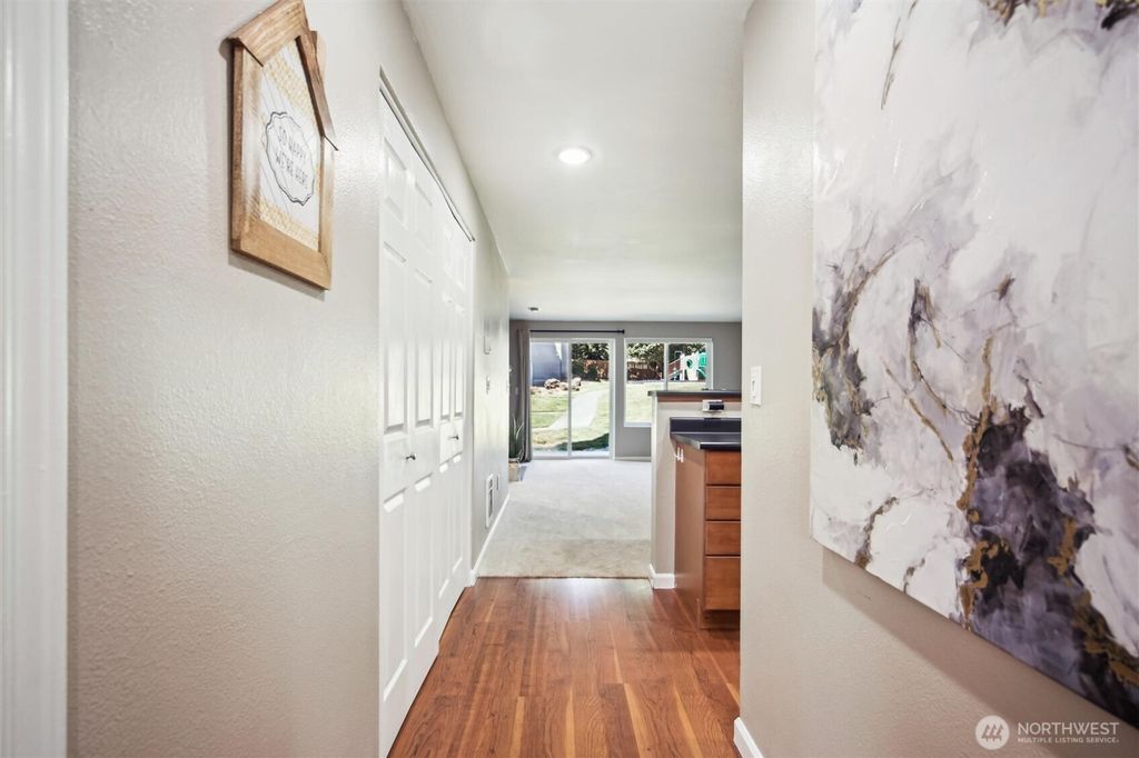 Photo of 26327 116th Avenue SE #E102, Kent, WA 98030 (MLS # 2397259)