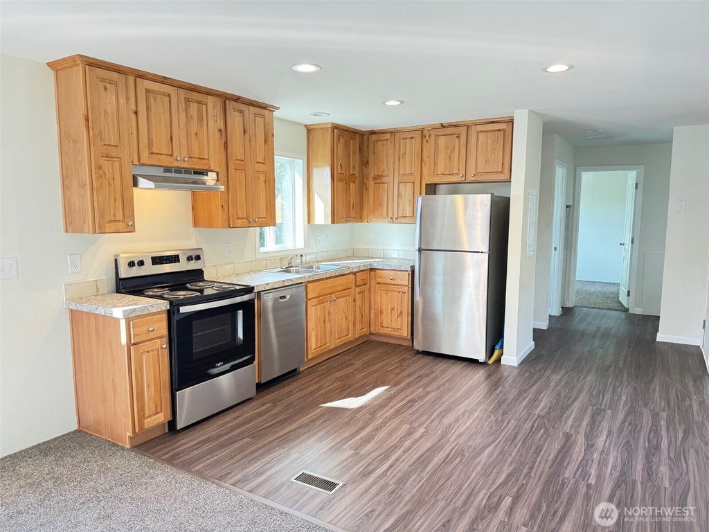 Photo of 236 Pattee Road, Chehalis, WA 98532 (MLS # 2587524)