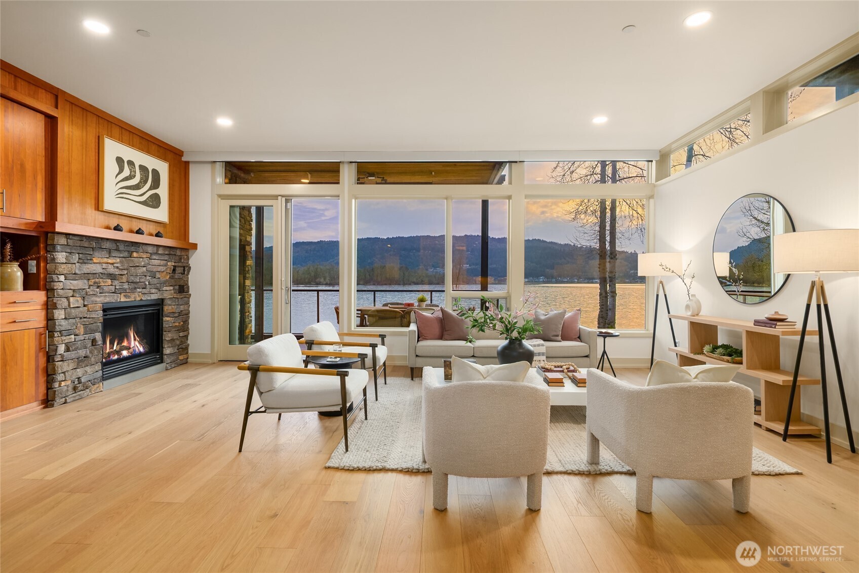 4309 E Lake Sammamish Parkway SE 4309