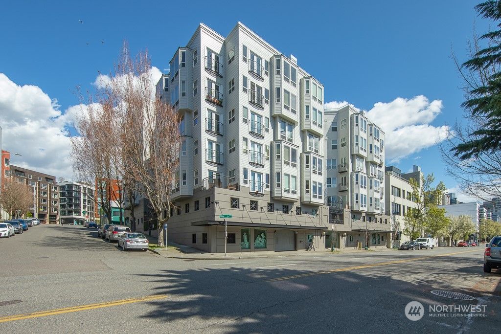 Photo of 3028 Western Avenue #507, Seattle, WA 98121 (MLS # 2024521)