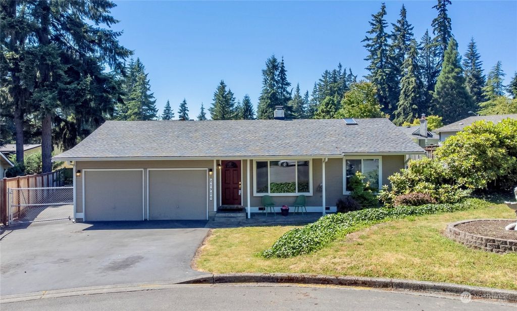 Photo of 21920 2nd Avenue SE, Bothell, WA 98021 (MLS # 2262861)